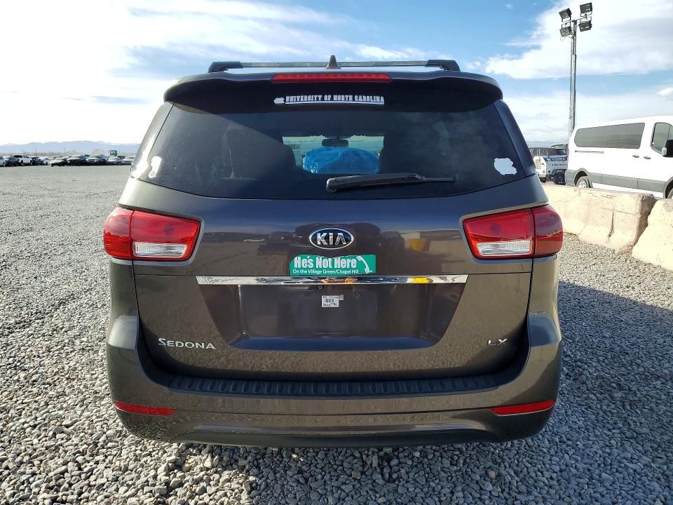 2016 KIA Sedona lx