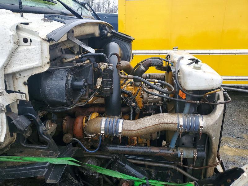 2000 Sterling 2000 Sterling L9500 Dump Truck