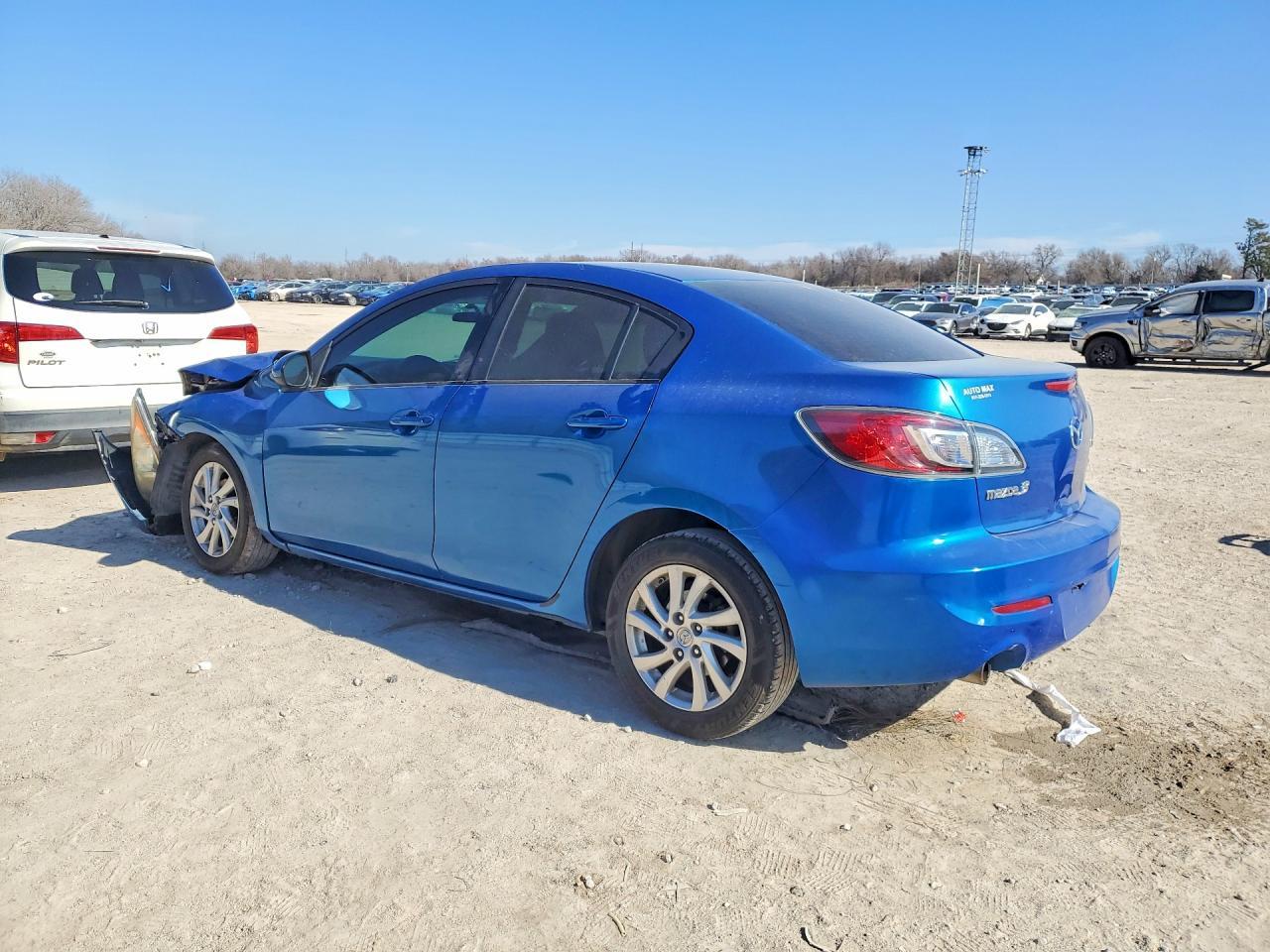 2012 Mazda 3 I