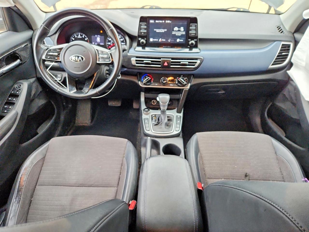 2021 KIA Seltos s