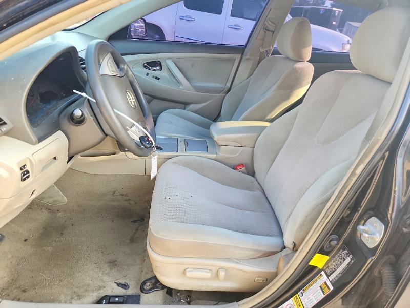 2011 Toyota Camry le