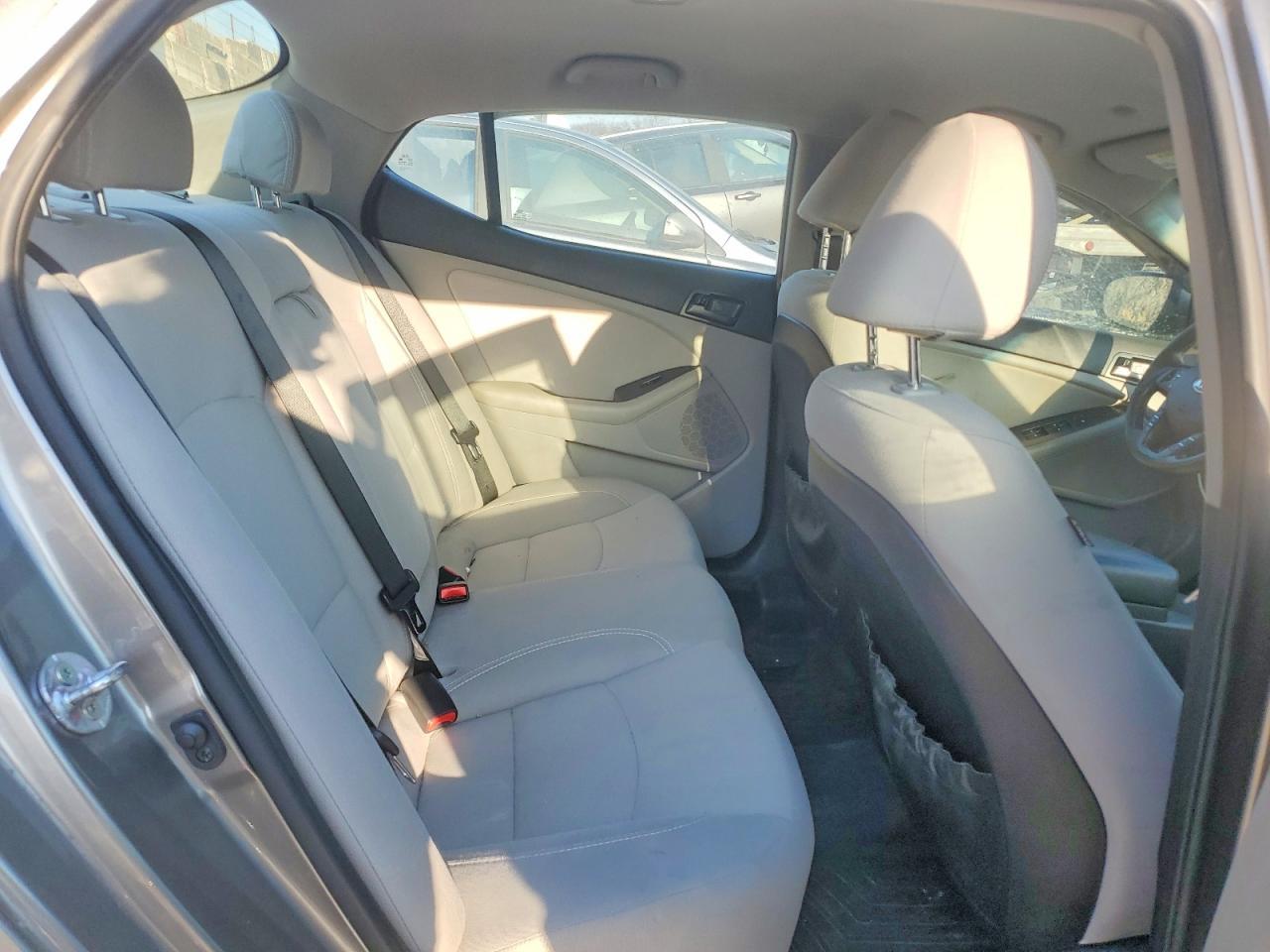 2013 KIA Optima lx