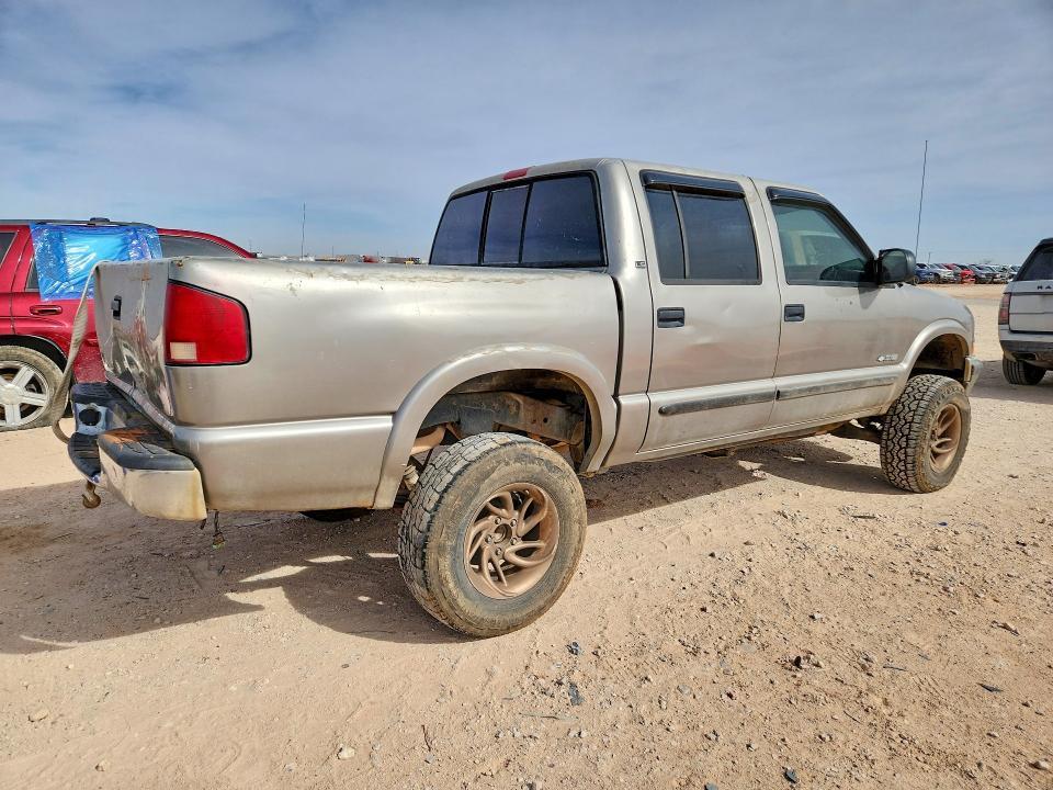 2001 Chevrolet S Truck S10