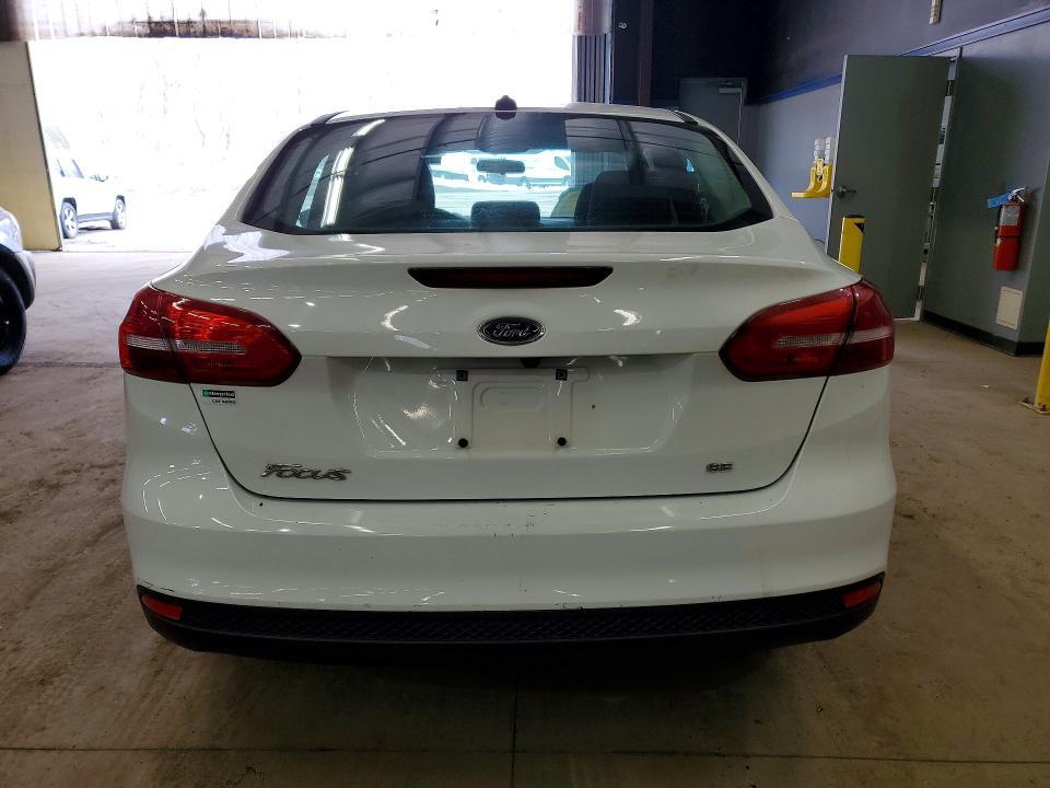2017 Ford Focus se