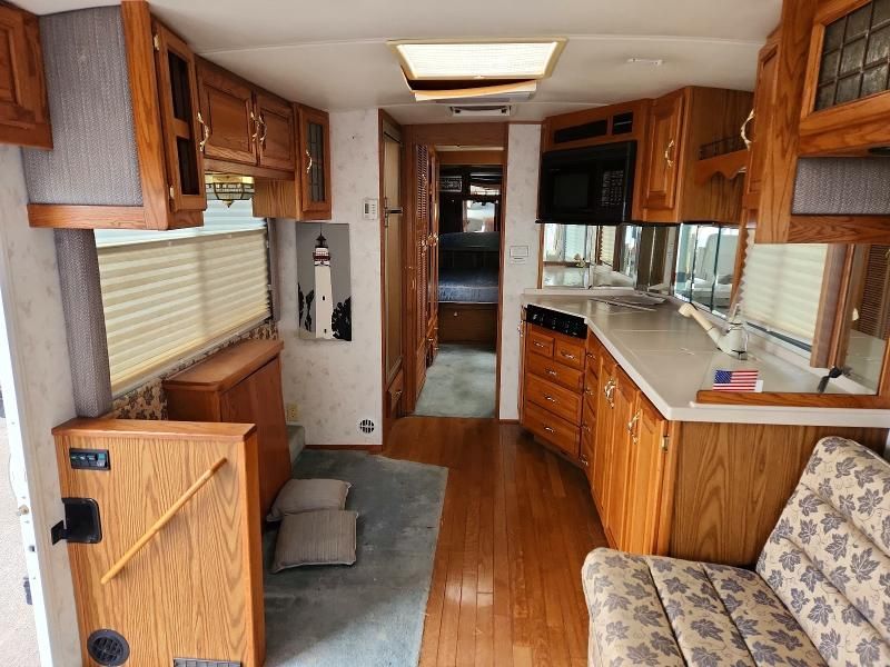 1996 Airstream Land Yacht RV