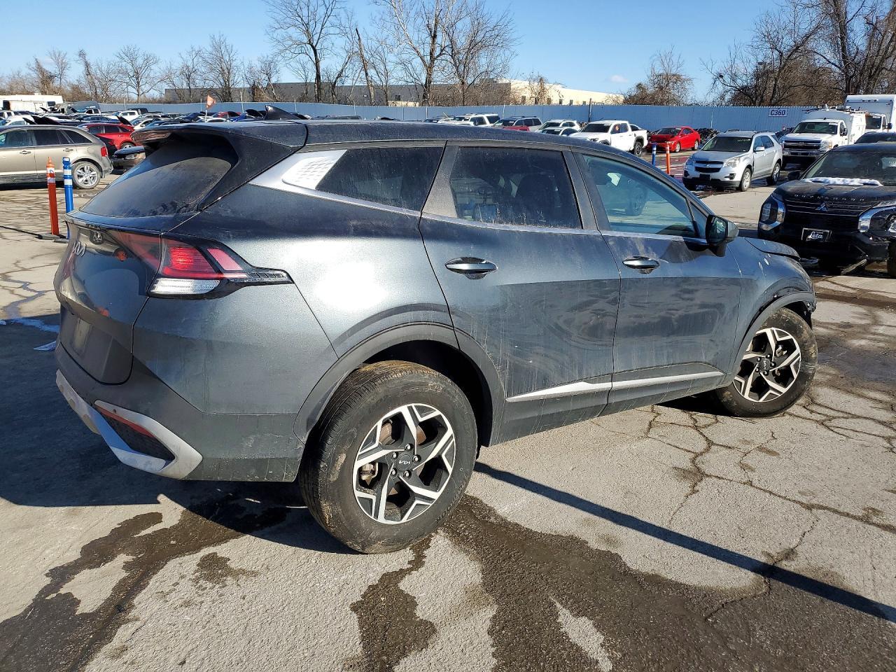 2025 KIA Sportage lx