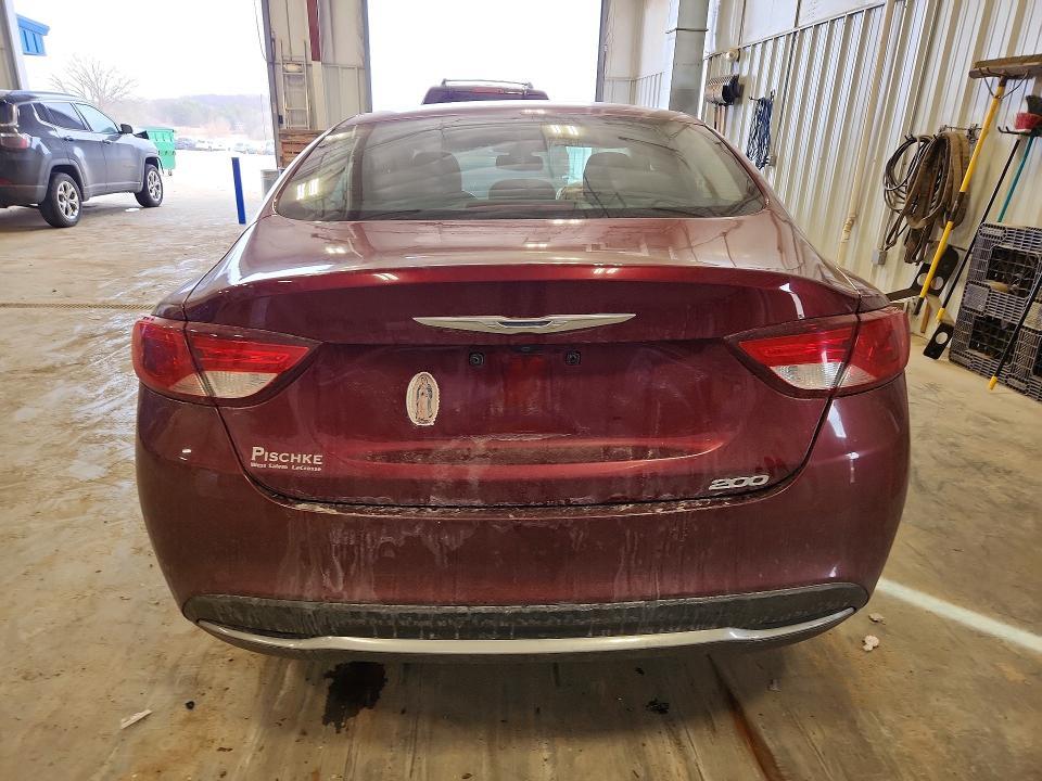 2015 Chrysler 200 Limited