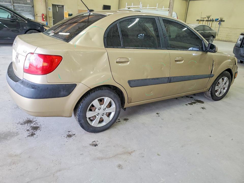 2009 KIA Rio Base