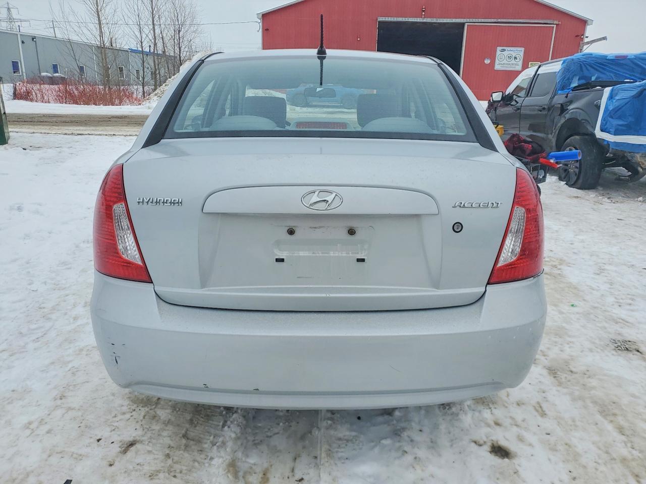 2010 Hyundai Accent gls