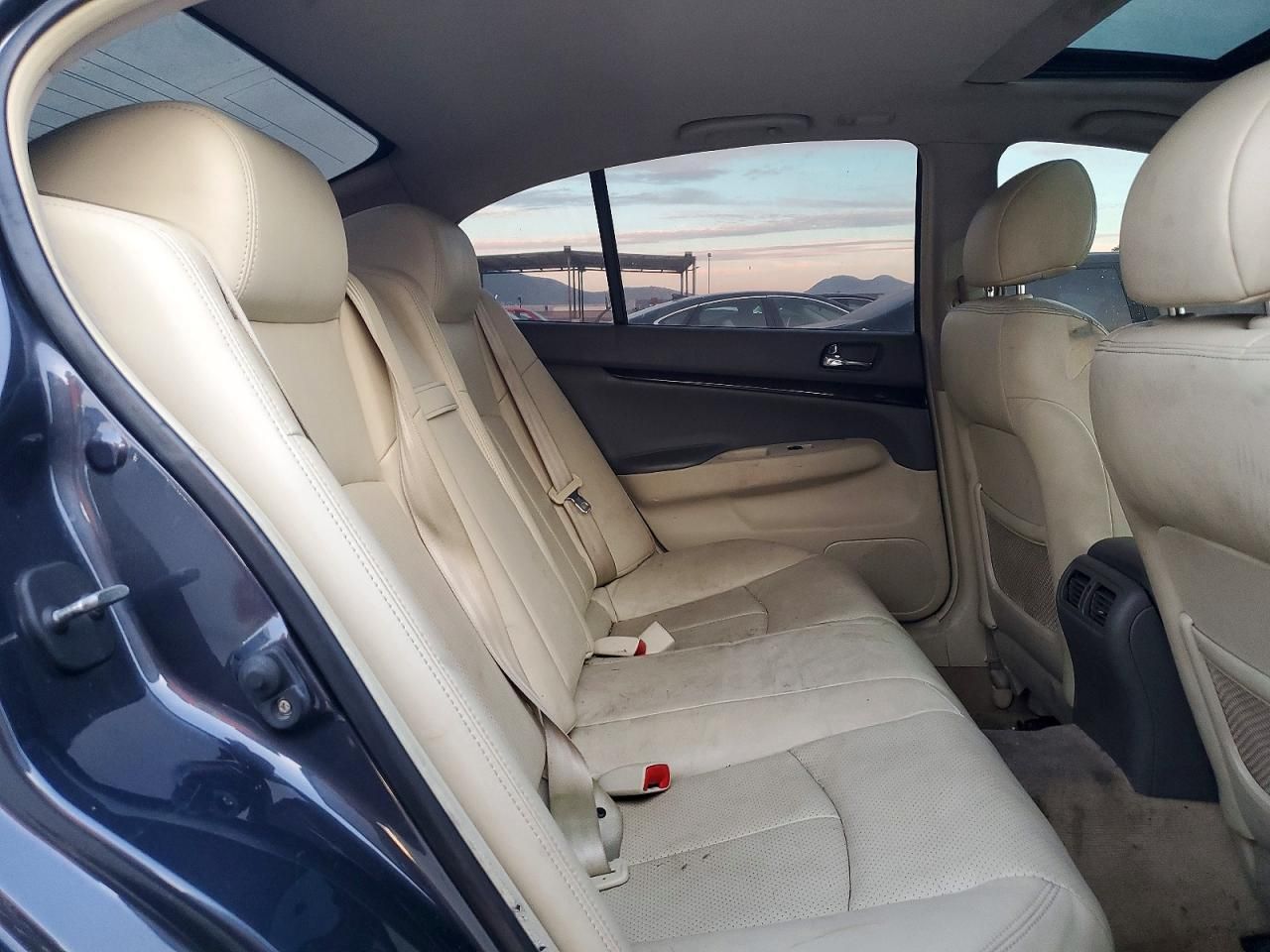 2013 Infinity G37 Base