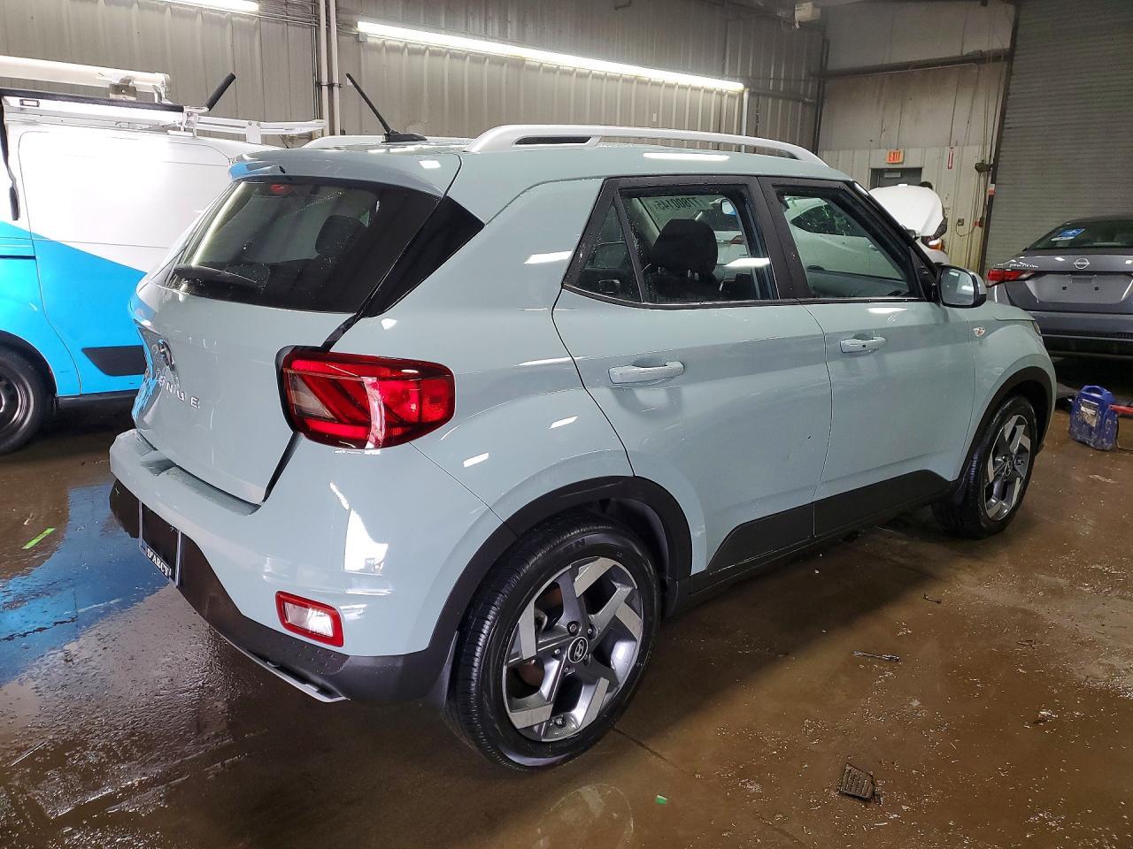 2025 Hyundai Venue sel