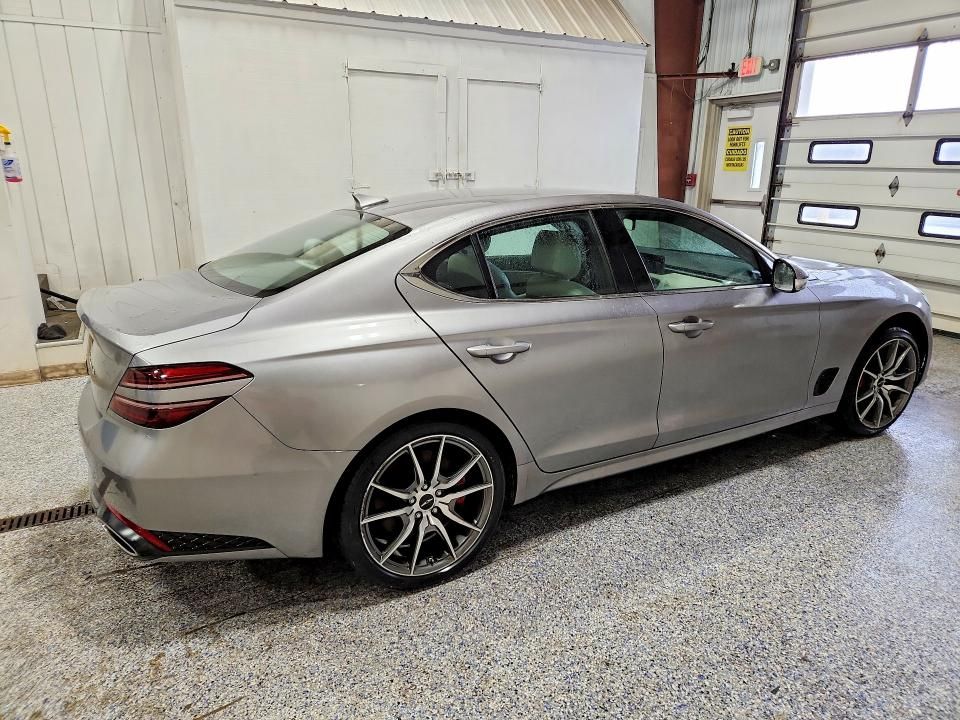 2025 Genesis G70 Base