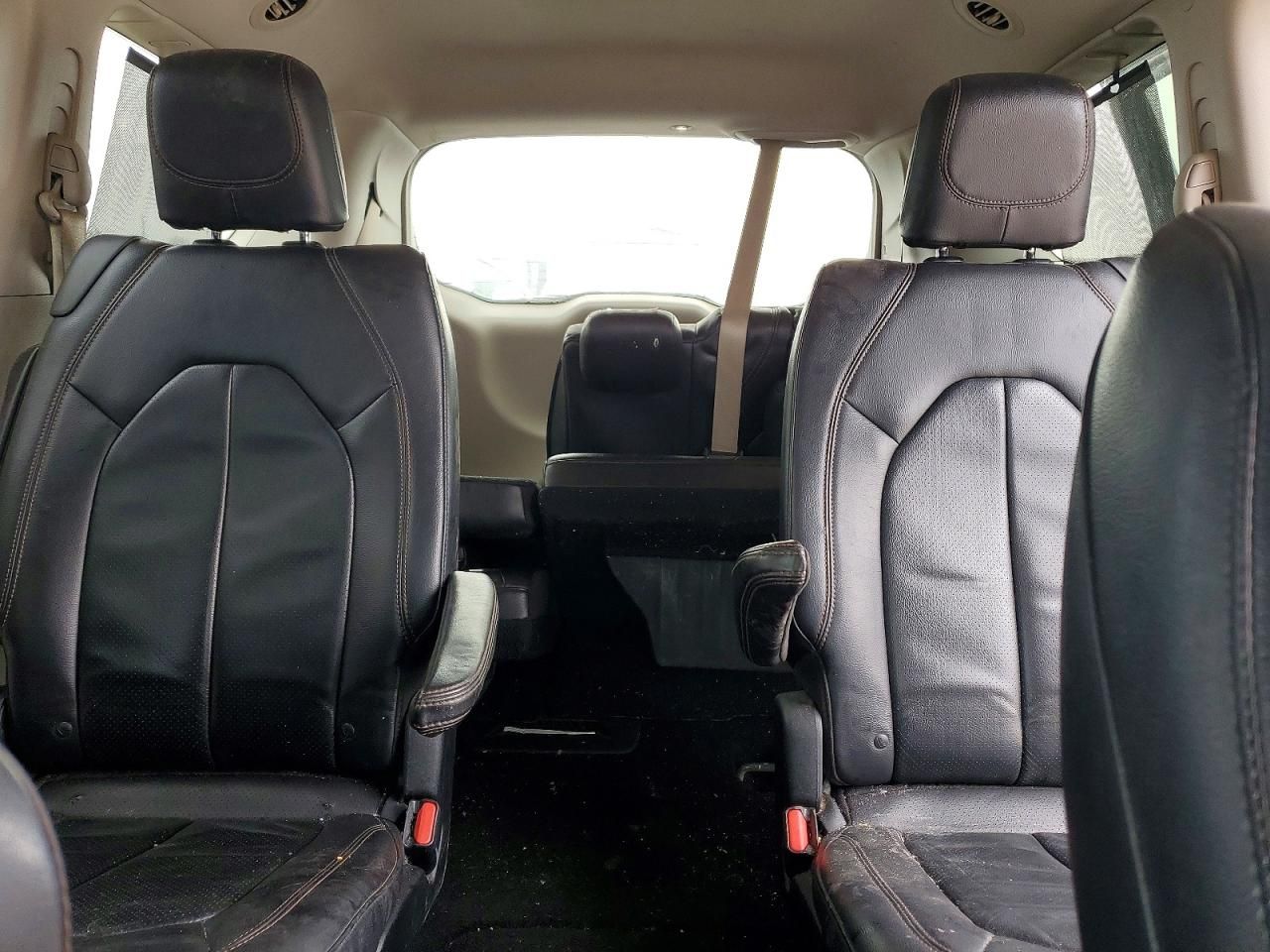 2018 Chrysler Pacifica Touring l