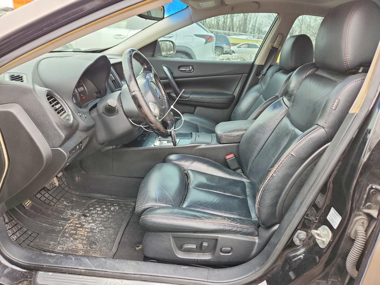 2012 Nissan Maxima s