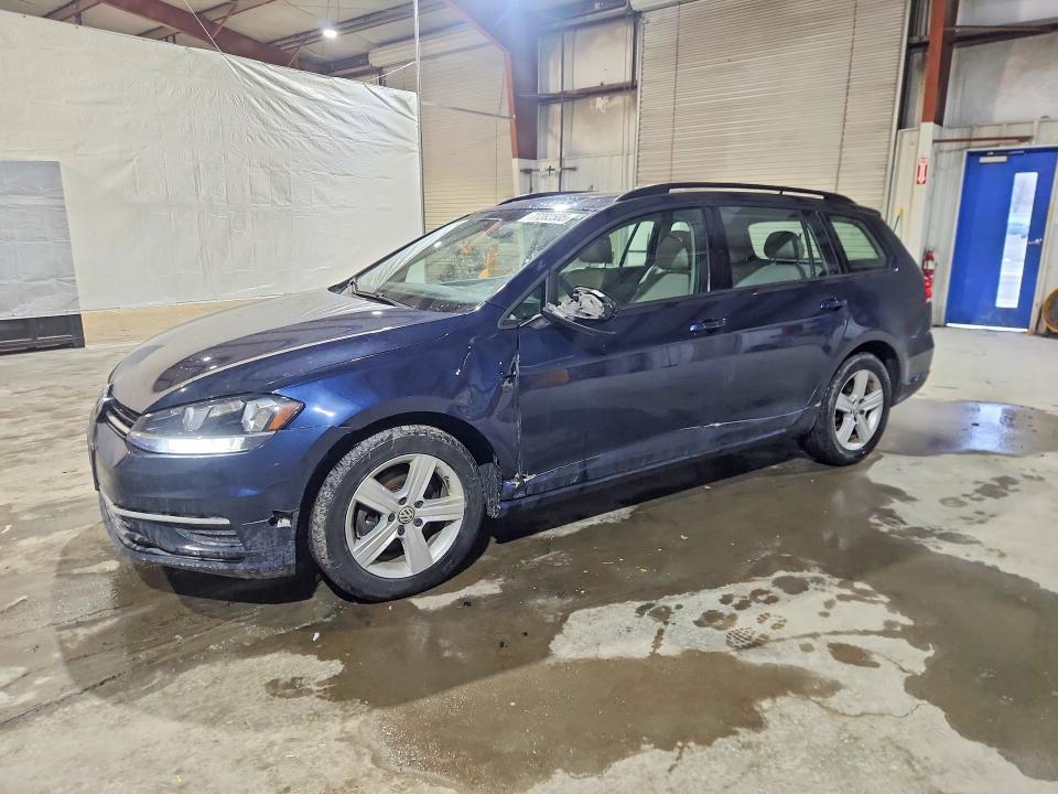 2018 Volkswagen Golf Sportwagen s