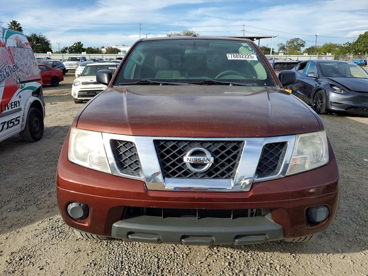 2017 Nissan Frontier SV