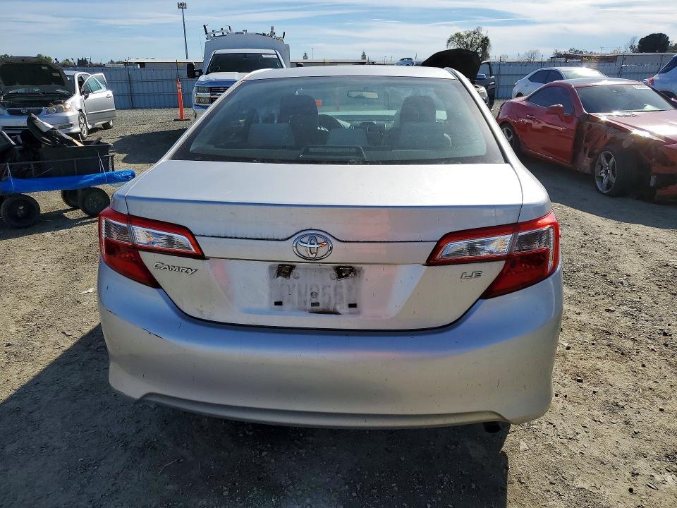 2012 Toyota Camry le