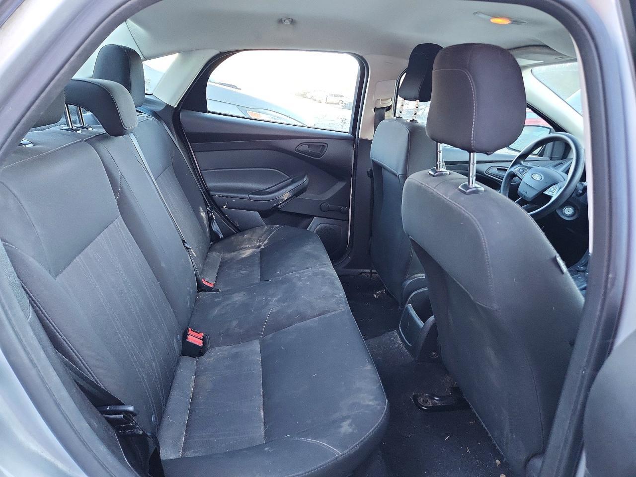2018 Ford Focus s