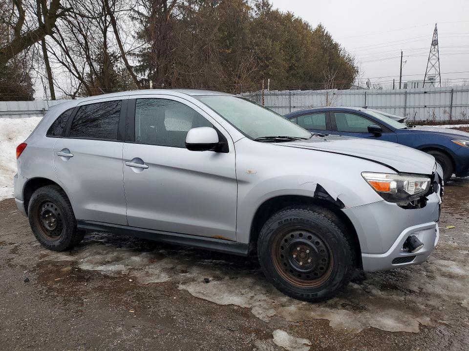 2011 Mitsubishi Rvr se