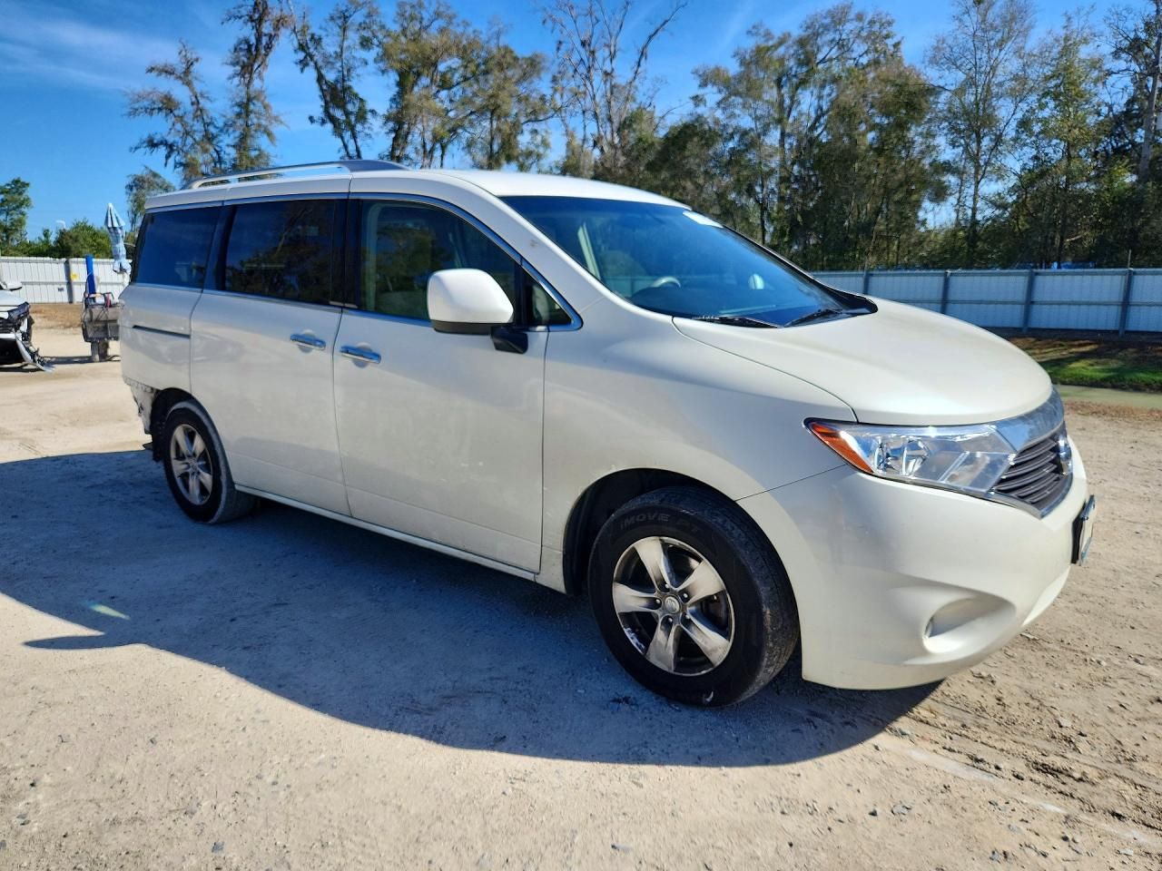 2017 Nissan Quest s