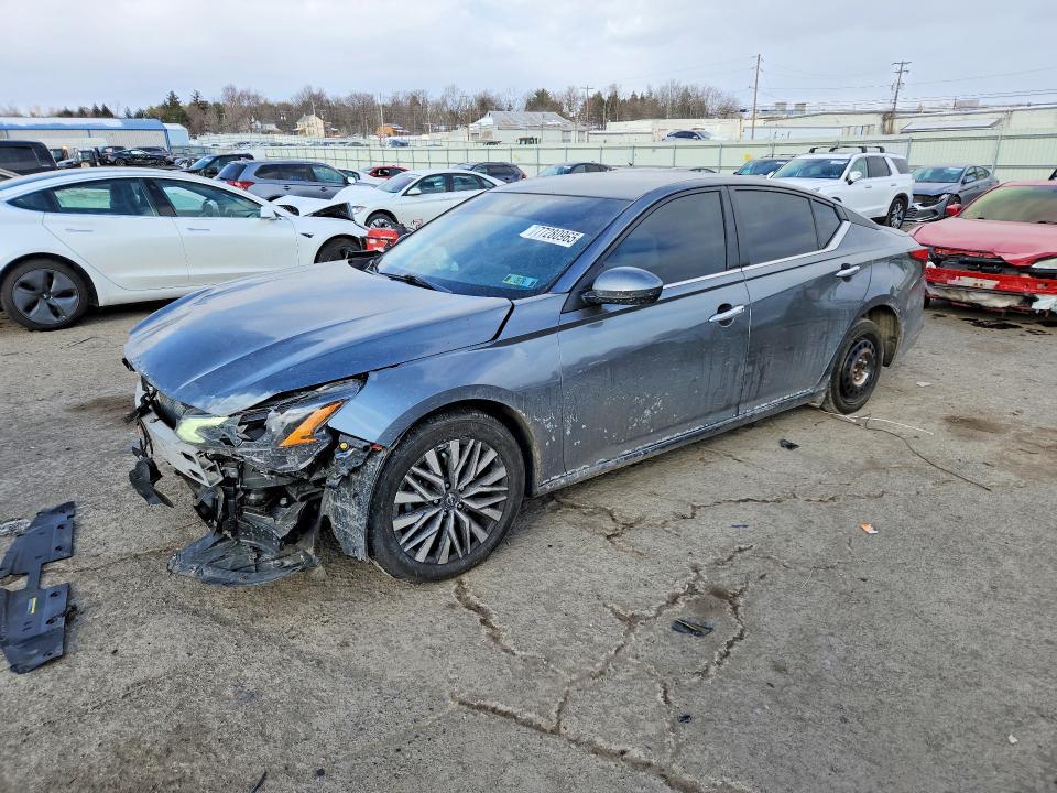 2023 Nissan Altima sv