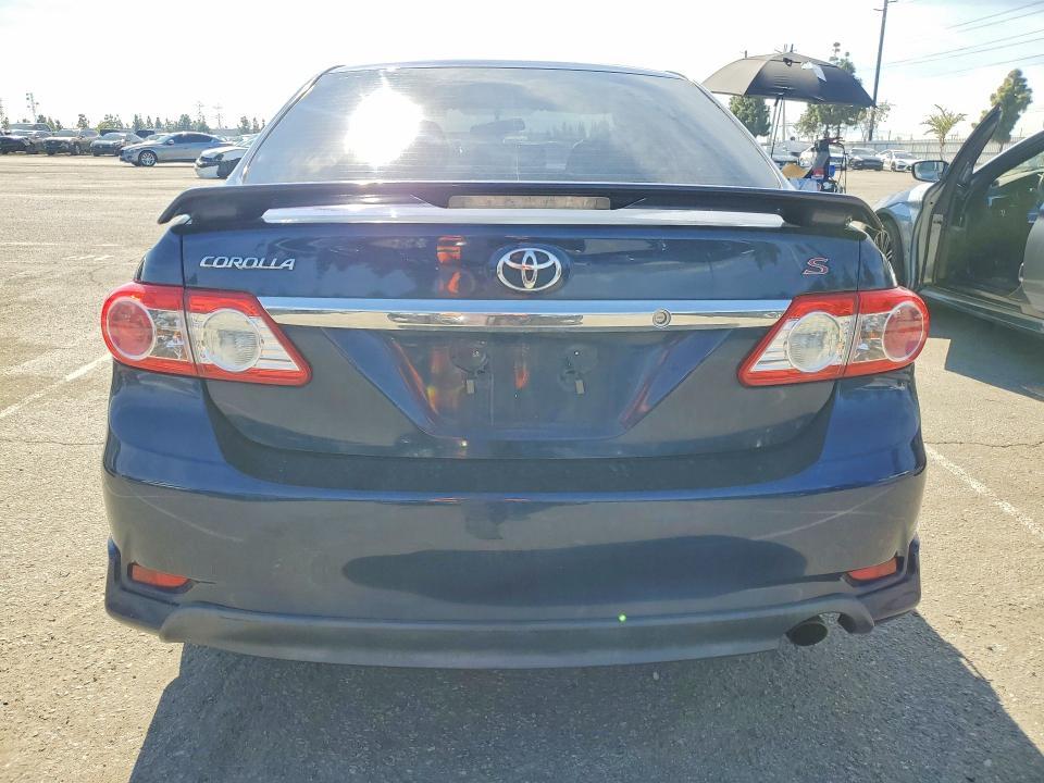 2013 Toyota Corolla s