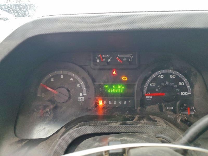 2016 Ford E450 box Truck