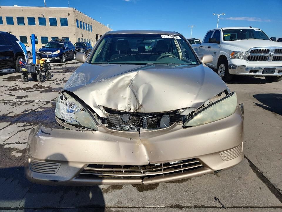 2006 Toyota Camry le
