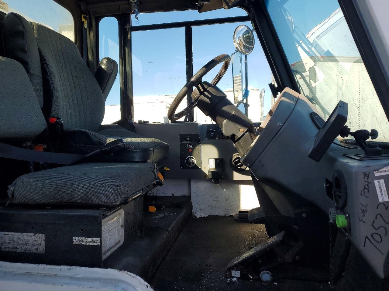 2017 Globe 2017 Global Street Sweeper
