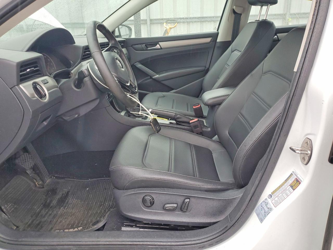 2021 Volkswagen Passat se