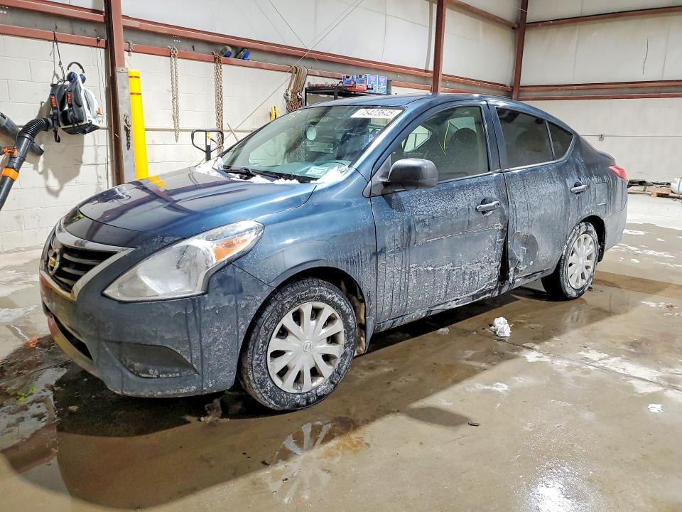 2015 Nissan Versa s
