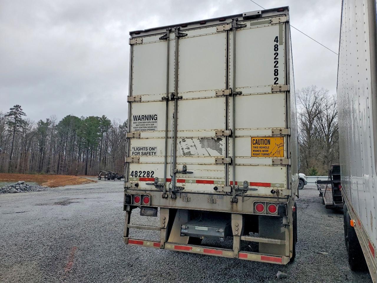 2015 Utility VS2RA Refrigerated Van Trailer