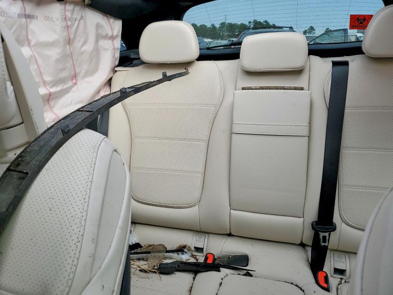 2025 Mercedes-Benz Glc 300