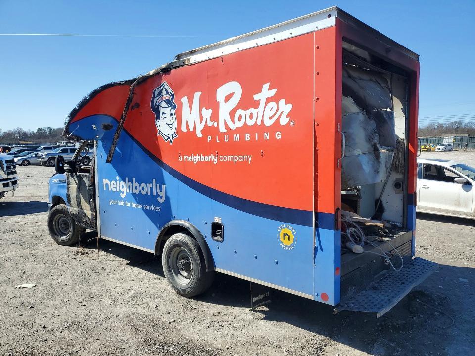 2022 Ford Econoline E350 Super Duty Cutaway Van