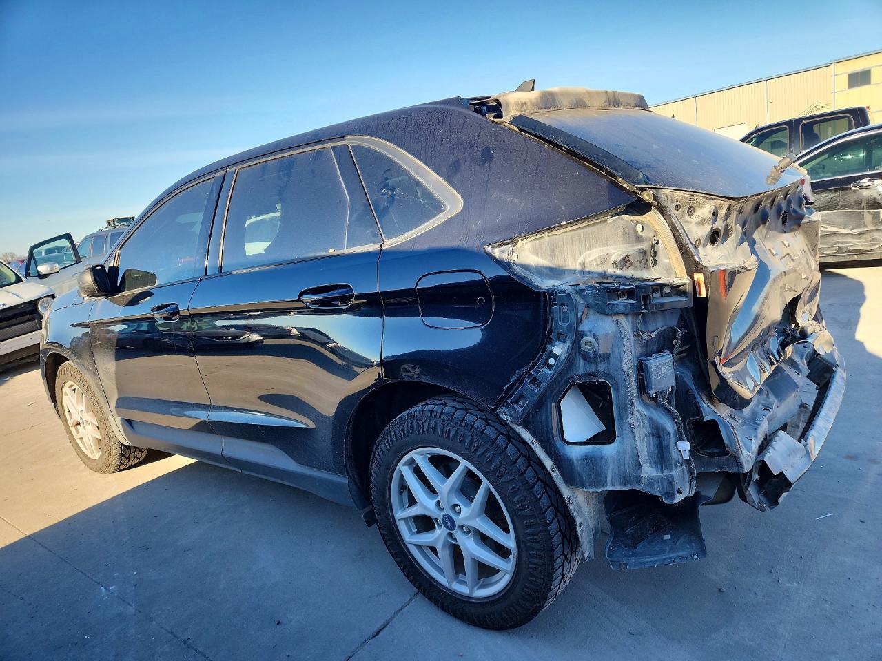 2021 Ford Edge se
