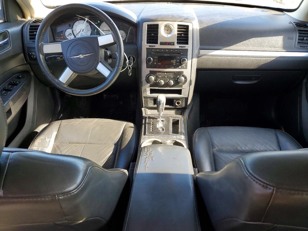2010 Chrysler 300 Touring