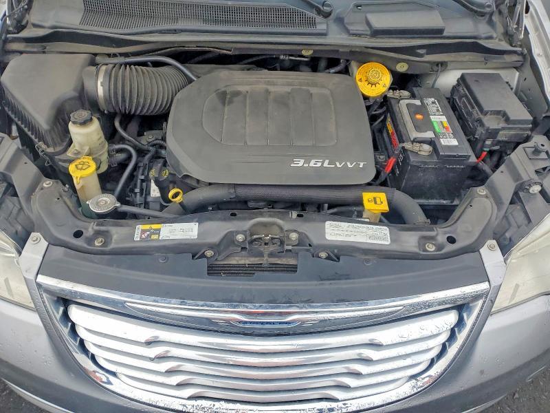 2015 Chrysler Town & Country Touring