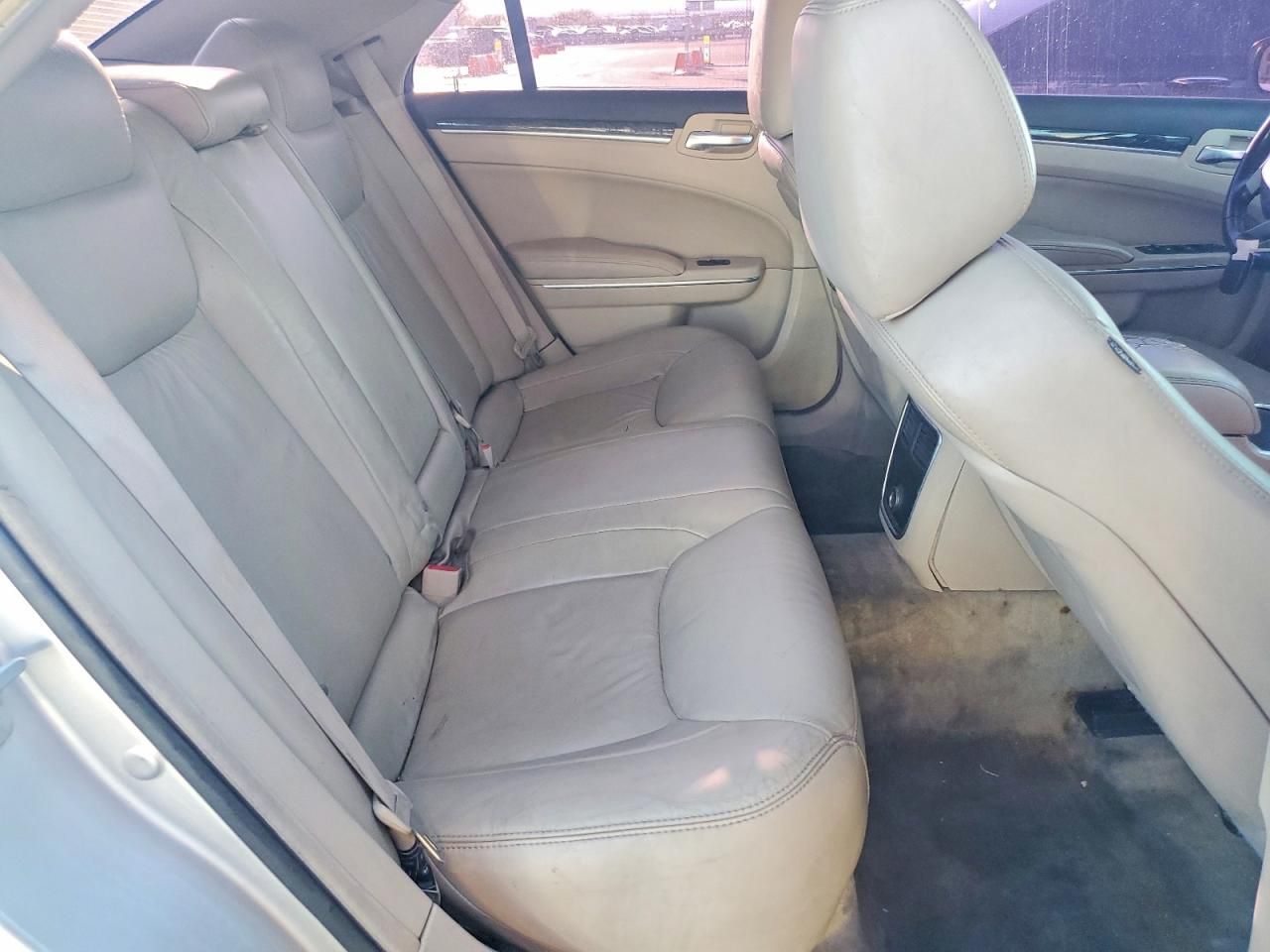 2011 Chrysler 300 Limited