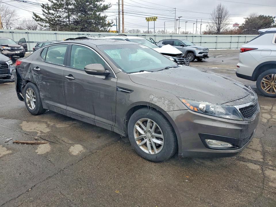 2013 KIA Optima lx