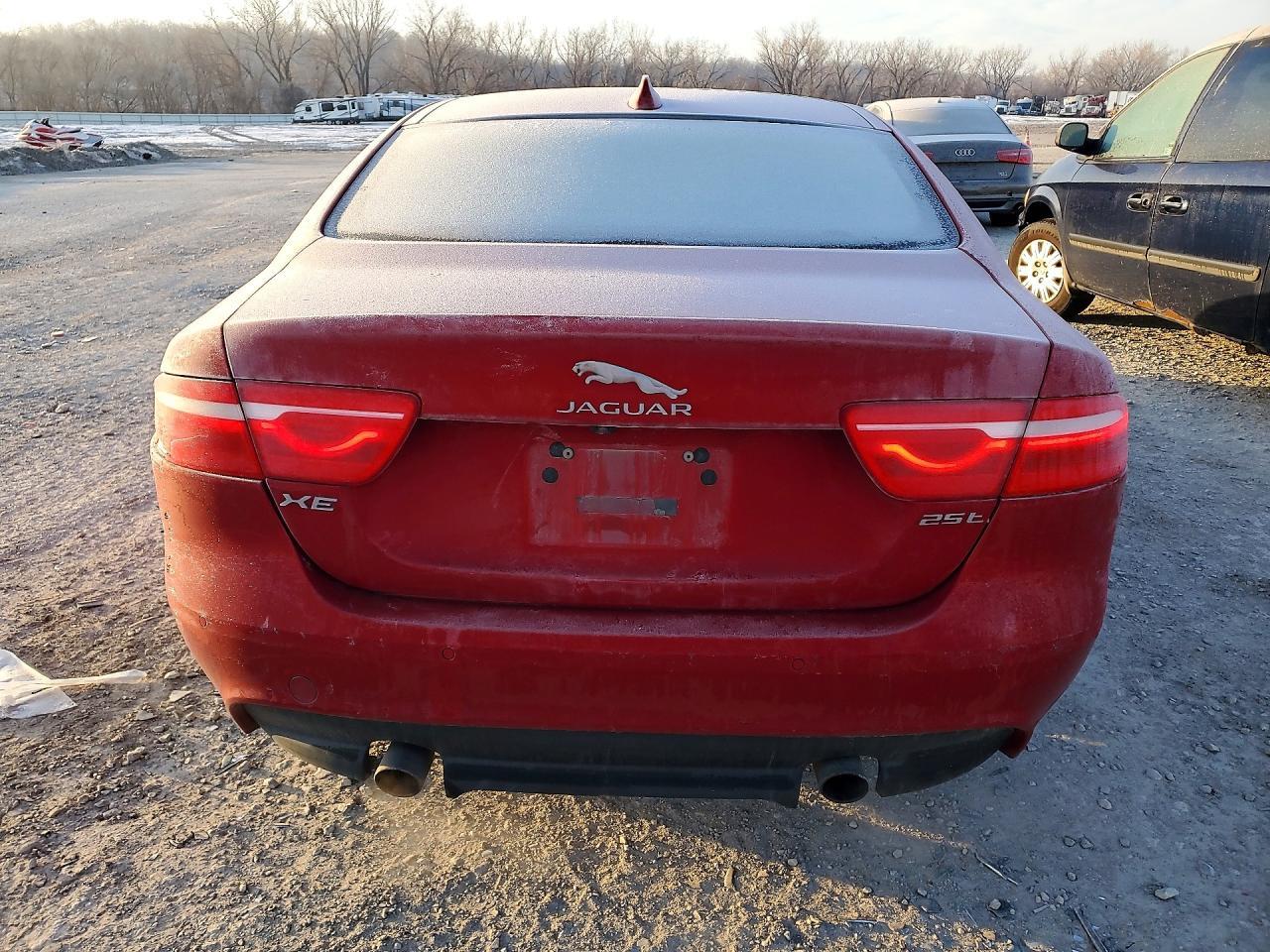 2017 Jaguar Xe Premium