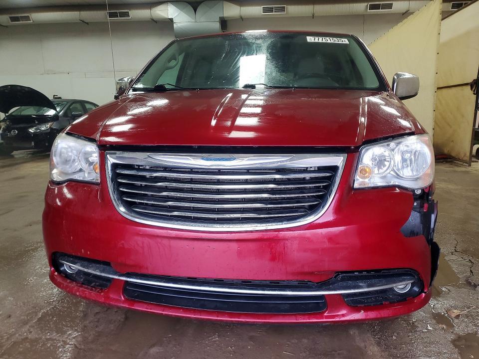 2012 Chrysler Town & Country Touring l