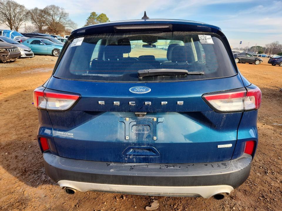 2020 Ford Escape s