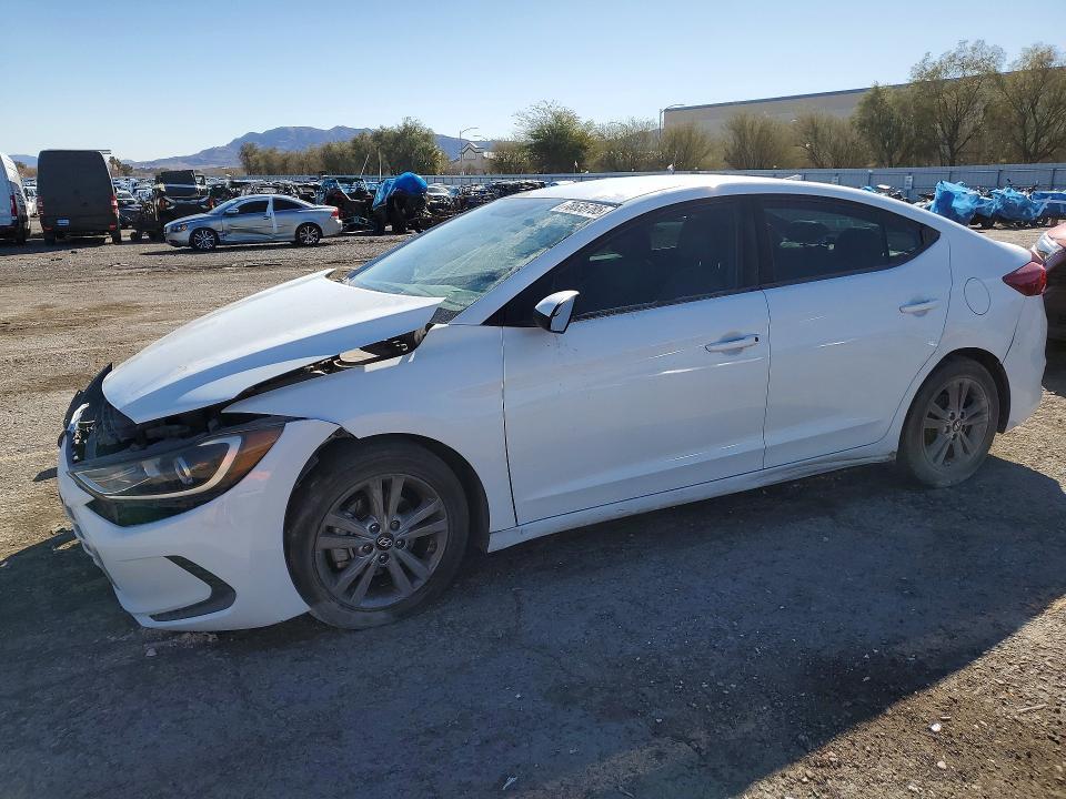 2017 Hyun Elantra gt Automatic