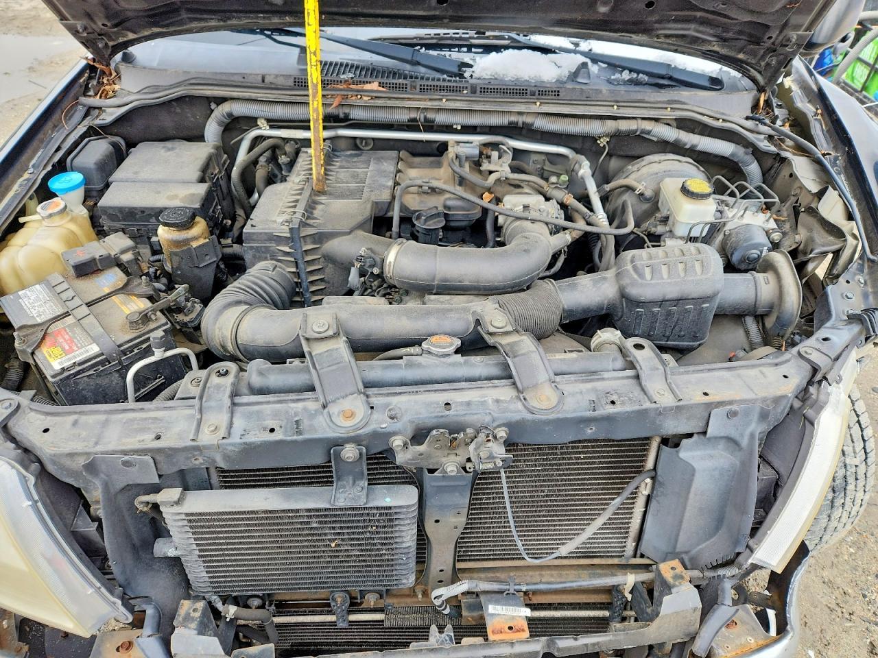 2011 Nissan Frontier s