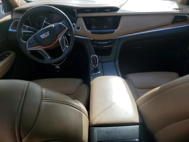 2019 Cadillac XT5 Platinum