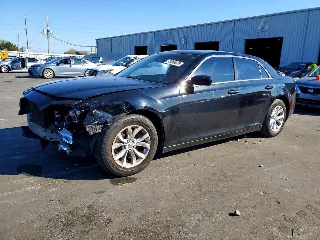 2015 Chrysler 300 Limited