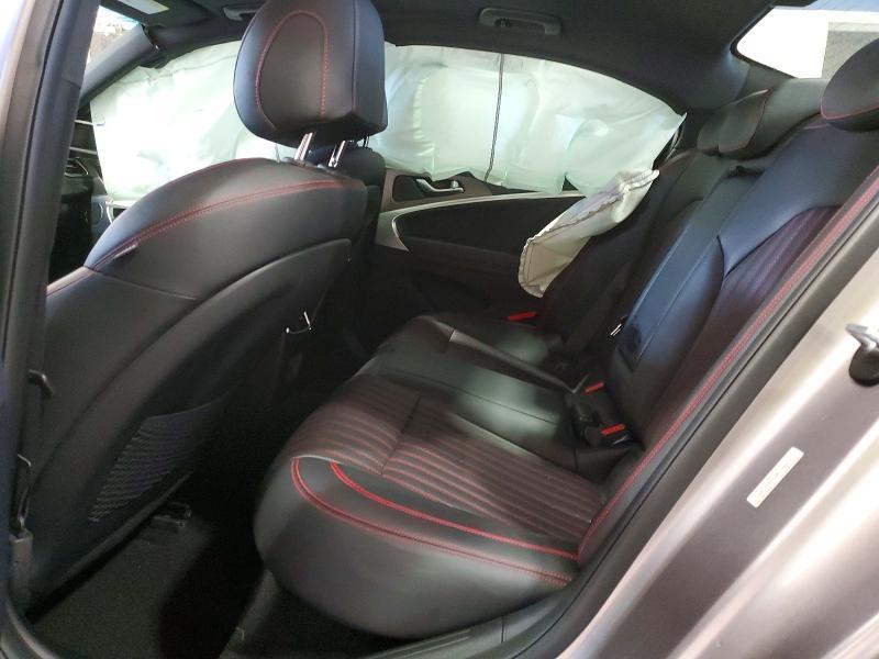 2024 Genesis G70 Base