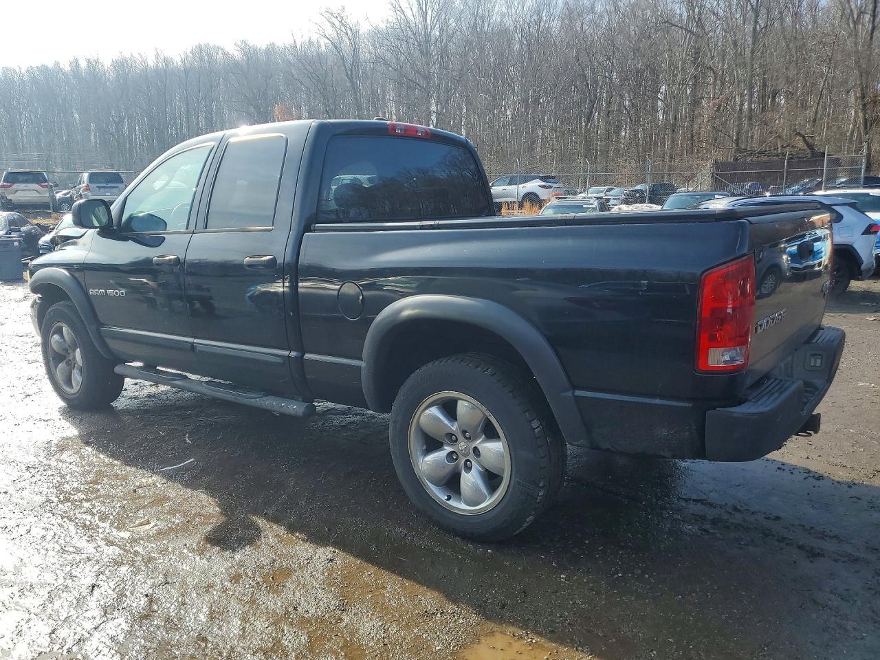 2004 Dodge RAM 1500 ST