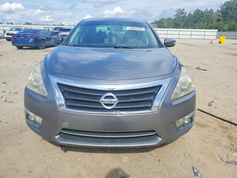 2015 Niss Altima