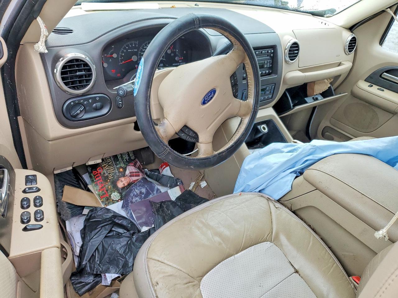 2004 Ford Expedition